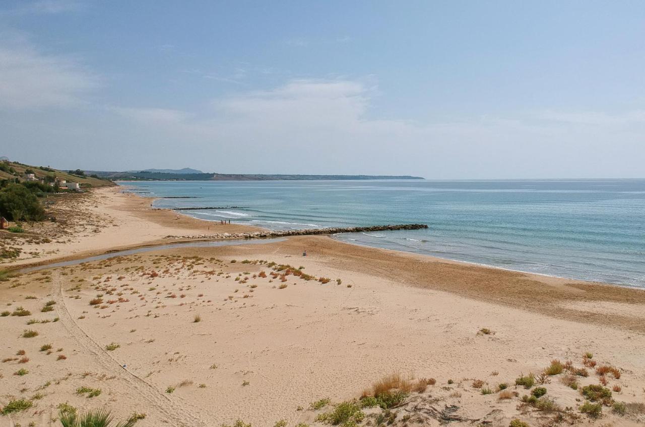 Al Mare Villa Porto Palo Bagian luar foto